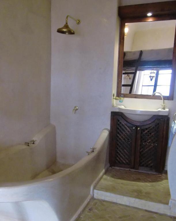 Riad Thais Essaouira Ruang foto