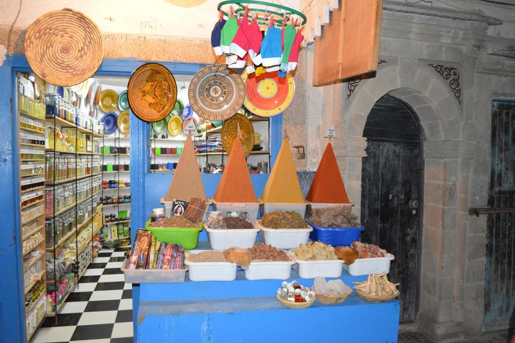 Riad Thais Essaouira Bagian luar foto