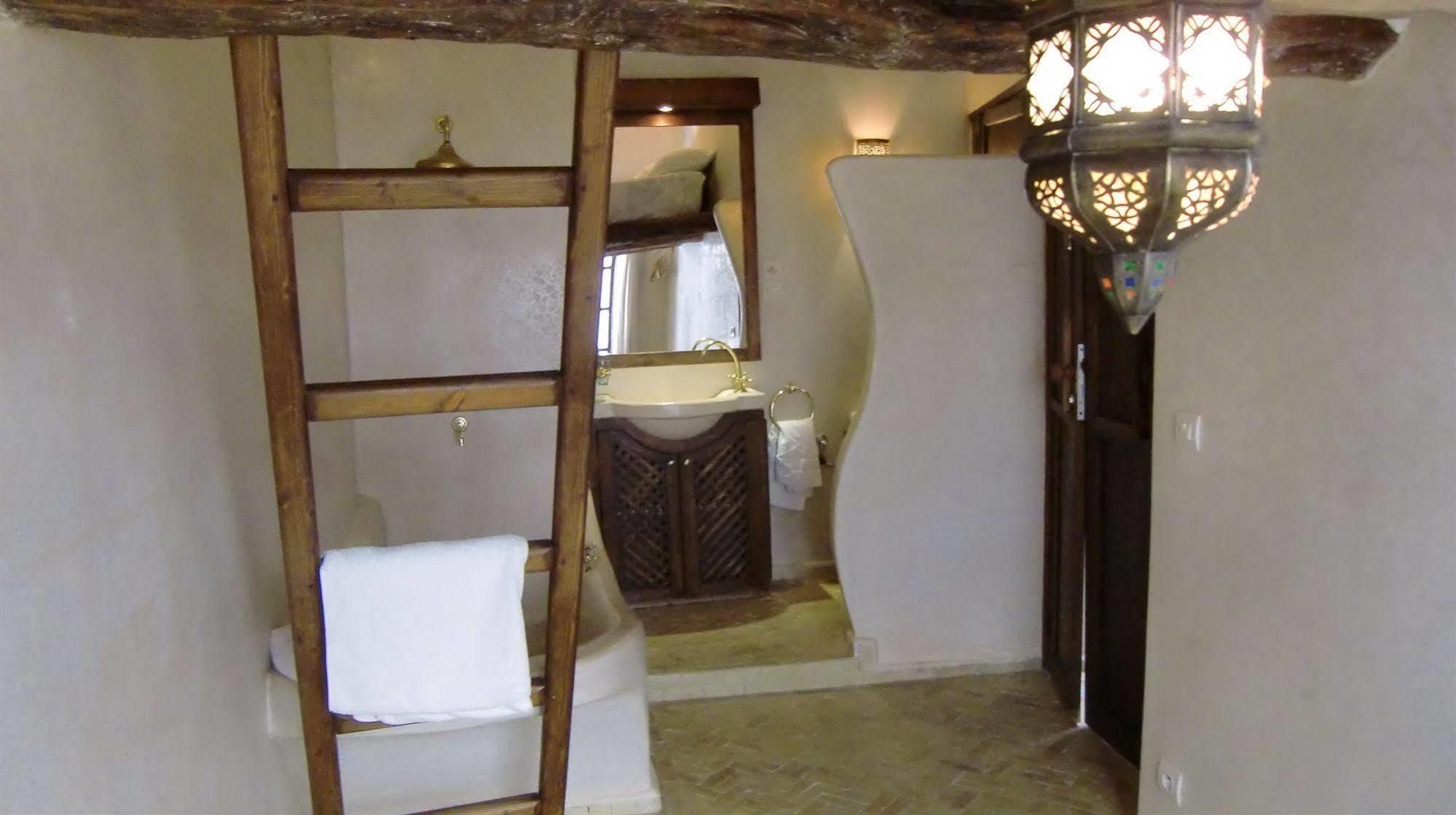 Riad Thais Essaouira Bagian luar foto